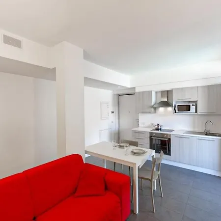 Appartement Modern Lake View With Pool *